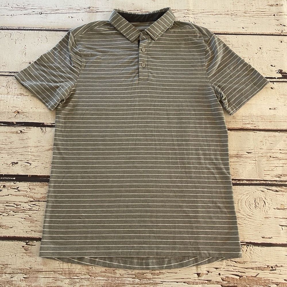 Lululemon Polo‎ Shirt Mens Medium Gray Stripes Golf Rugby Logo Casual Outdoors
